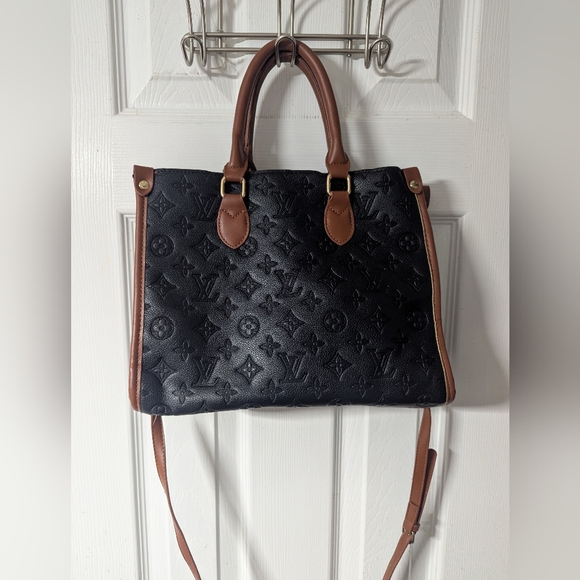 Designer Inspired Tote - Picture 4 of 4